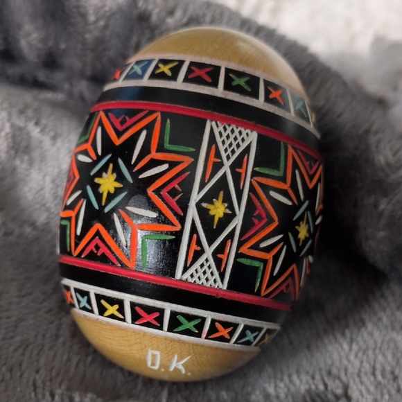 Solid Carved Wood Pysanky Egg - Picture 1 of 2